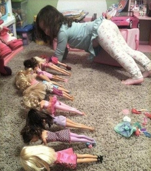 Give me twenty, girls!