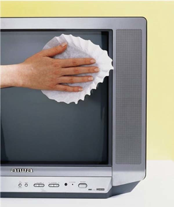 10.) Coffee filters can be used to help clean oven screens.