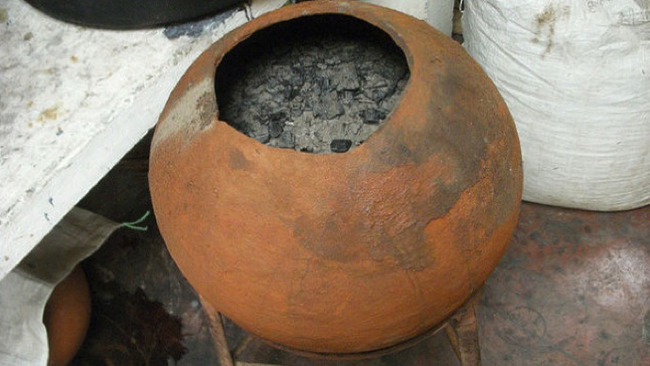 Wood Ash Grease-Eliminating Dish Soap