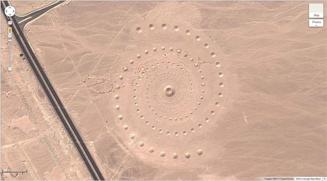 Strange geometric art in the desert. I hope it's not aliens.