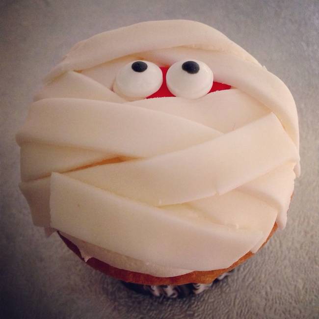 Mummy Cupcakes