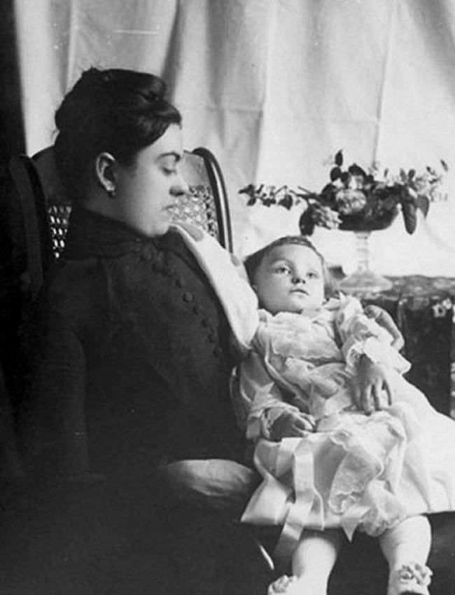 I can only imagine how difficult it must have been to pose with a dead loved one. At the time, the photography process was slow and you could not move while the photo was being taken.