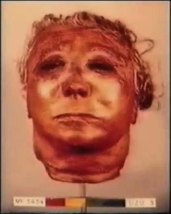 Gein admitted to police that not long after his mother died, he began to craft a "woman suit" made from the skin of those dead bodies. He claims he did it so that he could become his mother and quite literally crawl into her skin whenever he wanted.