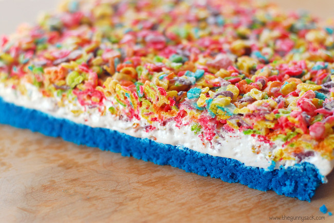 Funfetti Ooey Gooey Bars