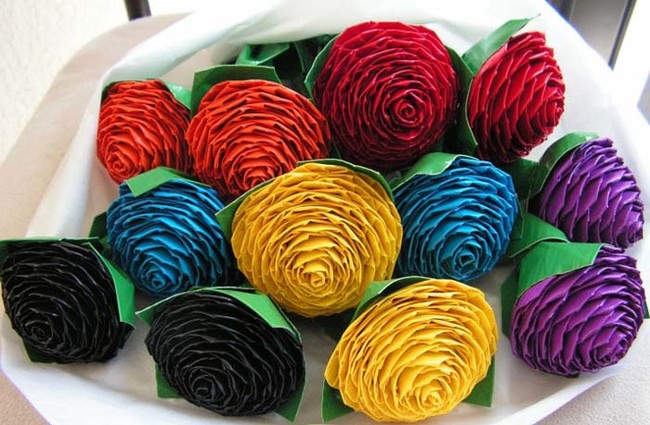 Duct tape flowers are pretty and make cute party favors.