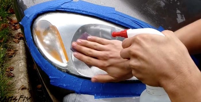 Repeat this process with the 600- and 2000-grit sandpaper. The headlight should look pretty clear when you're done.