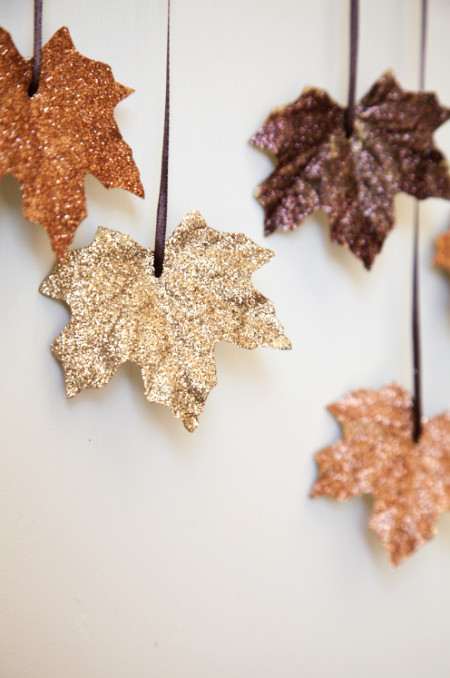 Another genius variation of the fall leaf garland...glitter leaves!