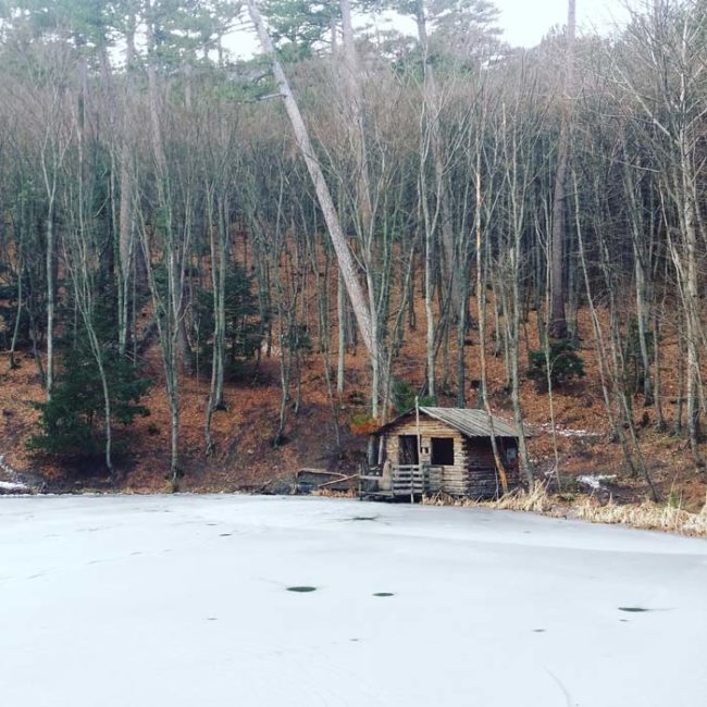 Somehow, Ng was able to escape from his prison cell in Hawaii and get back to California, where he met Leonard Lake through an advertisement Lake placed in a magazine.