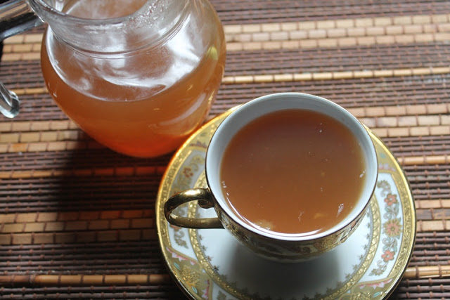 Not only is this apple tea healthy, but it tastes and smells amazing.