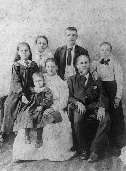 On that day, Lexer sharpened his axe and murdered his entire family. After dismembering their bodies, he committed suicide by throwing himself out a window.