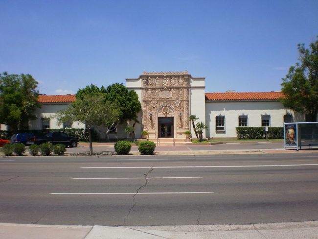 Judd got a job as a secretary at the Grunow Medical Clinic a few months later, where she met 32-year-old Agnes Anne LeRoi, an X-ray technician, and her roommate, 24-year-old Hedvig Samuelson.They were friends with Halloran as well.All three women got close and even lived together for a short time.