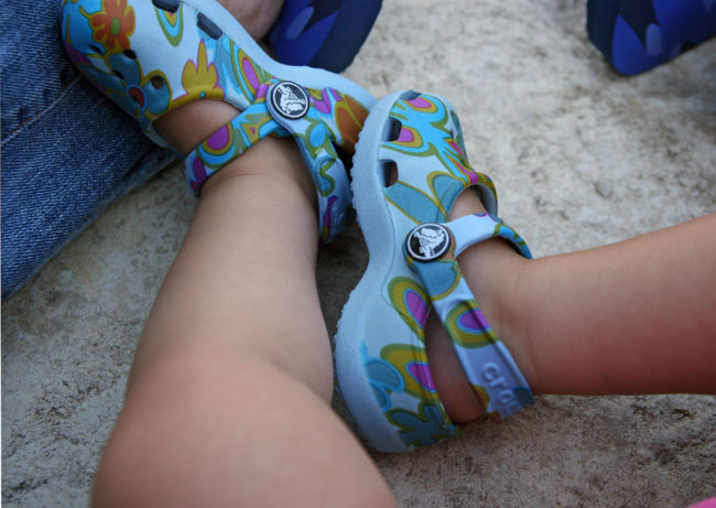 Helen Wood's son Stanley loved to wear his Crocs, but while in Dubai on vacation, one of his shoes got stuck in an escalator.