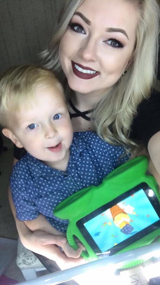 Their relationship is so great, in fact, that Jessica recently decided to share how much she appreciates Jon being there for her and Pierson in a heartwarming Facebook post.