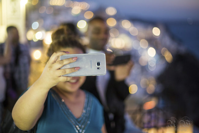 Psychologists at the University of South Wales recently published a study that says the perfect person to choose your best selfies is actually a stranger.