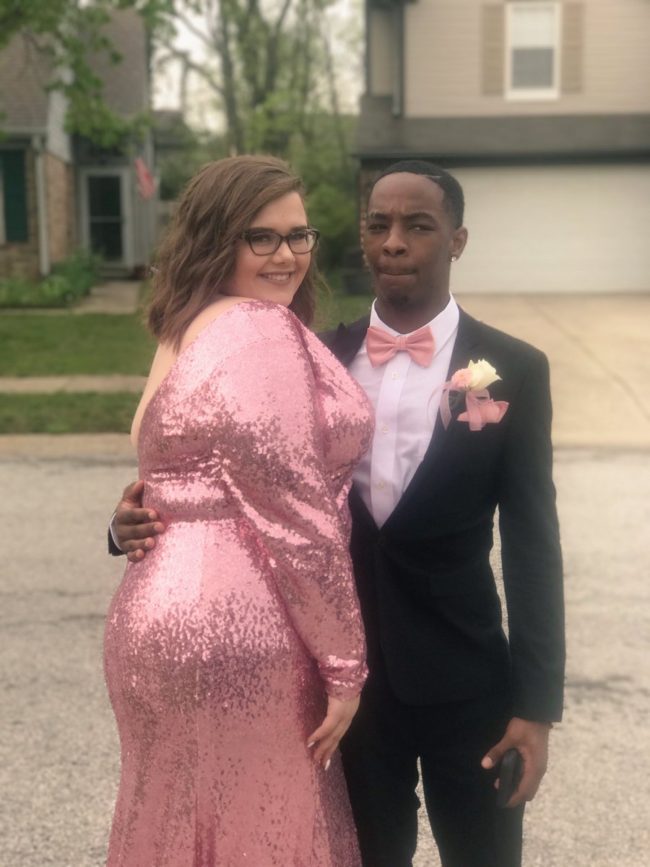 And together, this adorable couple looks phenomenal.