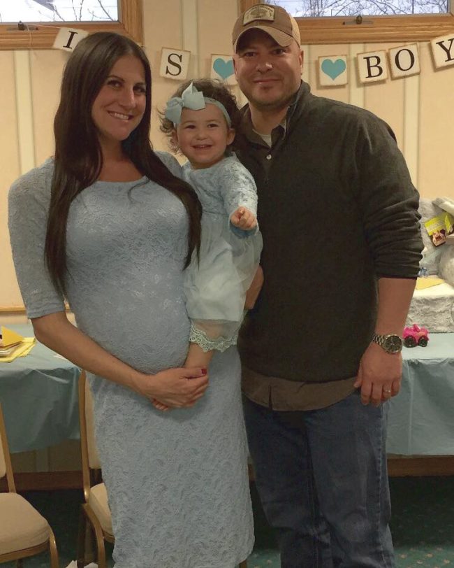 When the time came for them to welcome their bundles of joy into the world, Grant and her sister got to have rooms right next to each other in the same hospital.