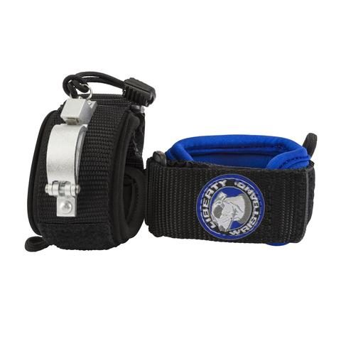 This easy-grip dog leash wristlet allows you to comfortably walk your pet without the added worry of dropping the leash.