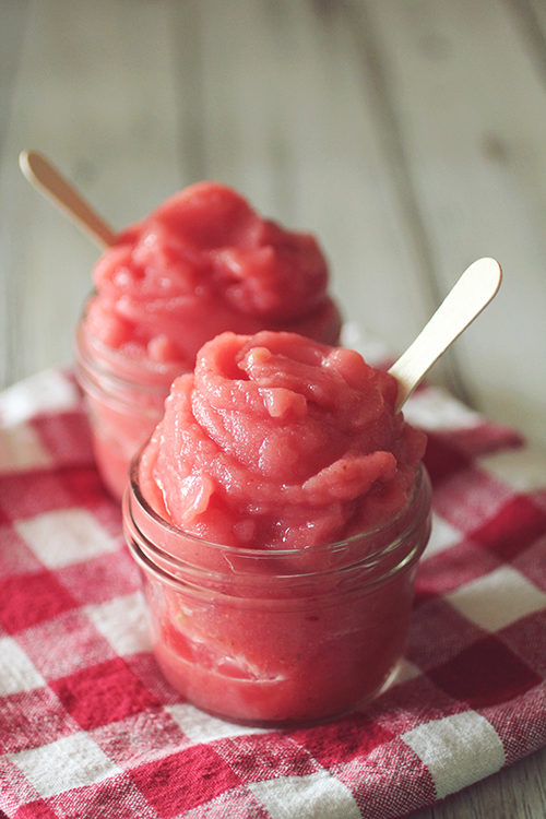 Craving a delicious treat in five minutes or less? This strawberry-watermelon sorbet has you covered!