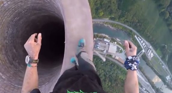 When they got to the top, they didn't just sit -- they walked around the edge and even juggled!