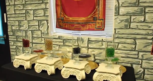 When the students saw, they were amazed. "I heard audible gasps and saw jaws drop to the floor," Hubler told the Huffington Post. "They were scrambling around the room to inspect every little detail and were excitedly showing their peers what they discovered."