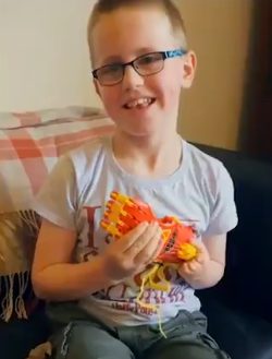 Children can choose whatever theme and color they want. They're also super easy to use.