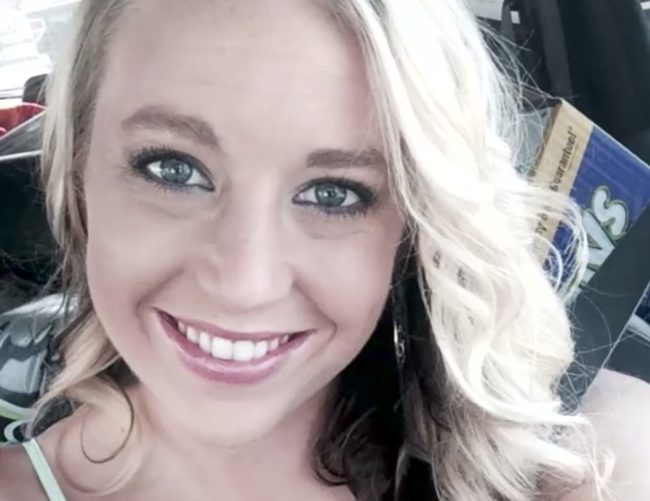 In a matter of seconds, Courtney went up in flames, with fire overtaking her hands and face. As a result of her husband&rsquo;s decision, she suffered severe burns all over her face and 40 percent of her body, forcing the woman to spend nearly two months in the hospital.