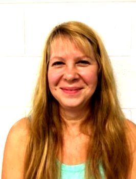 Though Sheila had been identified by a local costume shop as having bought a clown costume days before the shooting, investigators still didn't have enough evidence to arrest her back then. The salesperson who sold the specific types of balloons the clown had even described the person who bought them as a woman with long, brown hair -- just like Sheila's back then.