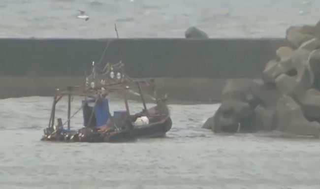 It is reported that in 2017 alone, there have been nearly 40 incidents involving people and/or ships washing ashore along the coast of Japan. Over the last five years, that number is believed to be well over 500. 