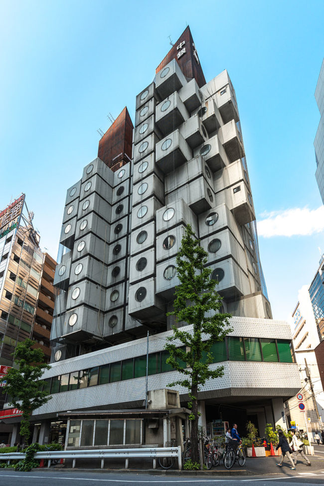 The building, which is now falling into disrepair, is the world's first example of capsule architecture built for permanent, practical use. It's one of the only remaining examples of Japanese Metabolism, an artistic movement that began after WWII.