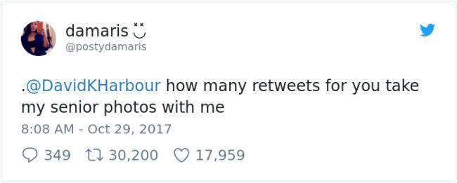 It all started back in October, when "Stranger Things" fan Damaris Fregoso tweeted at Harbour asking if he'd be in her school photos in exchange for a certain number of retweets.