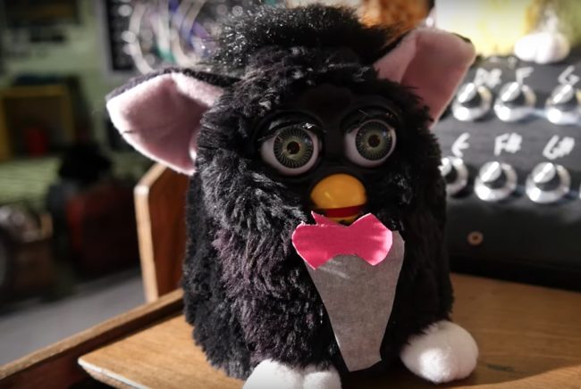 YouTube user LOOK MUM NO COMPUTER has been dreaming up a use for all of the discarded Furbies for years. 