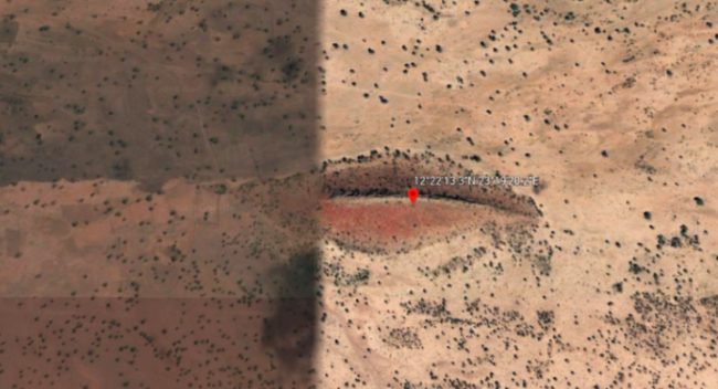 Curious scanners for Google Earth found that this formation resembled human lips. They are formed by two rocky ridges and stretch a half a mile long, located in Gharb, Darfur, in Sudan. 