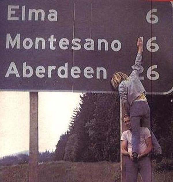 31.) Kurt Cobain and Krist Novoselic.