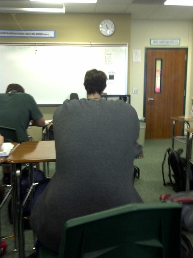 That's not a big man with a tiny head.